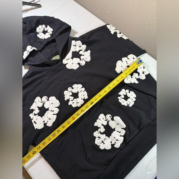 Denim Tears The Cotton Wreath Sweatshirt Black Size XL AUTHENTIC - Picture 6 of 10